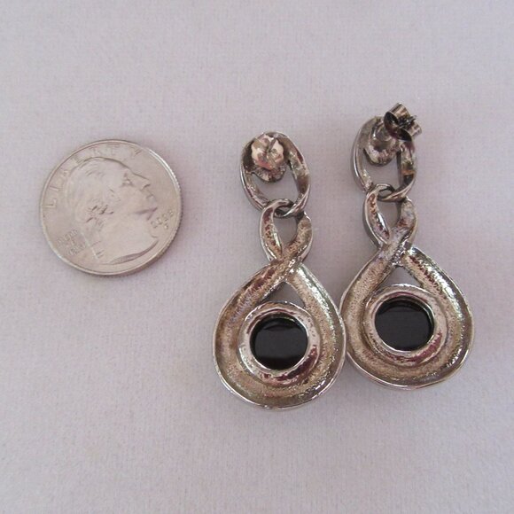 Vintage silver tone & faux onyx dangling pierced earrings - Picture 5 of 5